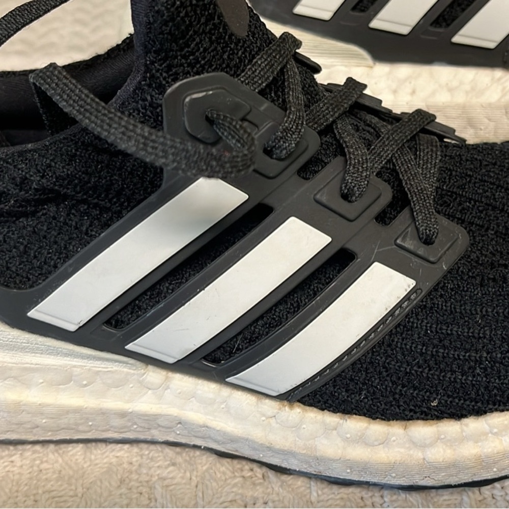 Adidas ultra boost size 7 men’s